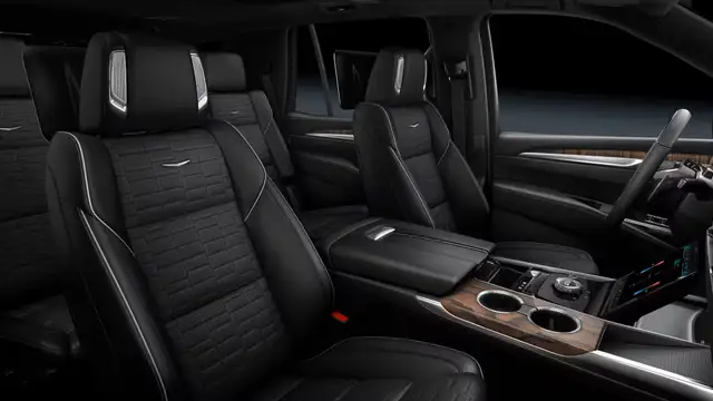 CADILLAC ESCALADE - 2025