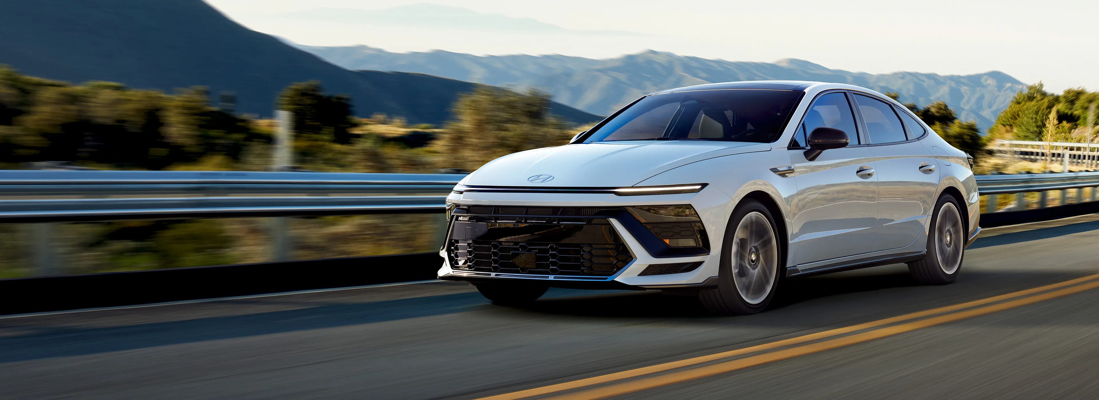 HYUNDAI Sonata - 2025