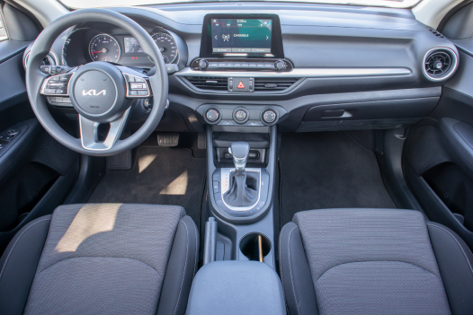 cerato2022-inside1