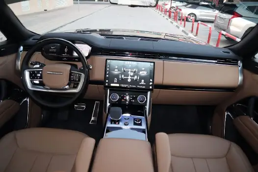 RANGE ROVER HSE-inside